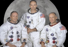 Zleva Neil Armstrong, Michael Collins a Edwin „Buzz