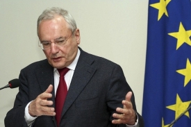 Viceprezident Evropské komise Jacques Barrot.