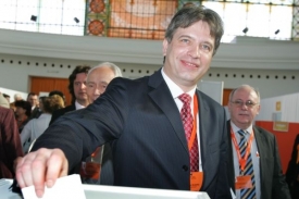 Místopředseda strany Roman Onderka.