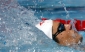 Aschwin Wildeboer ze Španělska plave v závodě 100 metrů na znak.(Foto: Reuters)