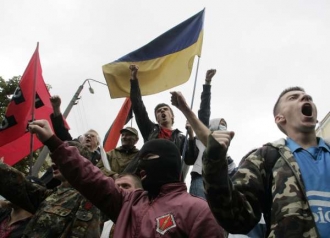 Protesty ukrajinských nacionalistů proti patriarchovi v Kyjevě.