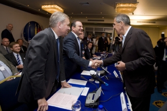 Neformální setkání šéfa NATO a šéfa ruské diplomacie (červen '09).