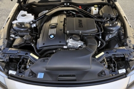 S dvojitě přeplňovaným řadovým šestiválcem je nejsilnější nové Z4 skoro stejně rychlé, jako předchozí BMW Z4M.