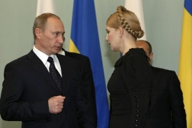 Putin a Tymošenková mnoho témat na příjemnou konverzaci nemají.