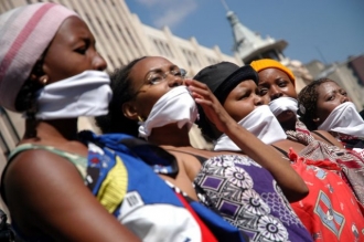 JAR: Ženy protestují proti prezidentovi Zumovi, jenž znásilnil známou.