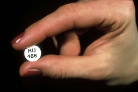 Sporná pilulka RU 486.