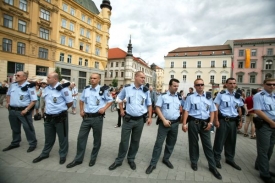 Jméno brněnských policistů špiní jejich kolegové.