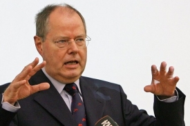 Ministr Steinbrück hrozí vracením šrotovného při podvodech.