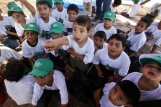 S náborem stoupenců začíná Hamas už v útlém věku.