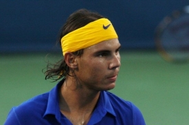 Rafael Nadal si poradil s Tomášem Berdychem ve dvou setech.