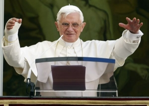 Papež Benedikt XVI. Vyslyší žádosti židů a hinduistů?