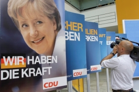 Kancléřka Merkelová je v zemi populární. Voleb se zřejmě bát nemusí.