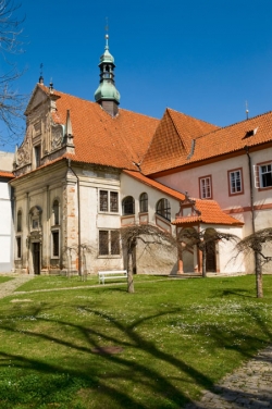 Jeden z klášterů v Českém Krumlově.