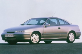 Kupé Opel Calibra se v roce 1989 stalo nejaerodynamičtějším sériovým automobilem na světě. Škoda, že nejezdilo tak, jak vypadalo. Pod jeho dodnes atraktivní karoserií skrývala technika průměrné vectry