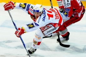 Roman Červenka zaznamenal proti Litvínovu čtyři kanadské body.