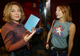 Tereza Kopáčová s Berenikou Kohoutovou na novinářské diskusi.