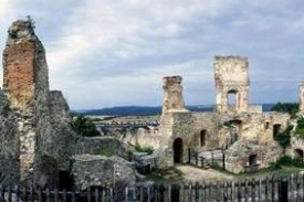 Boskovice ozdobí rozhledna s výhledem na místní hříceninu hradu.