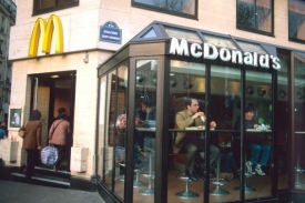 McDonald's provozoval na přelomu roku ve Francii 1134 restaurací.