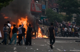 Několikadenní nepokoje byly v Teheránu dost násilné.