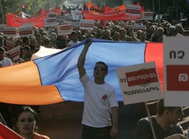 V Jerevanu protestují proti ústupkům Ankaře.