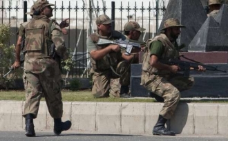 Vojáci osvobozují 'pákistánský Pentagon'.