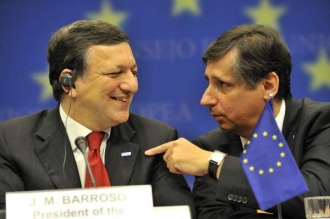 Barroso a Fischer. Včerejší úsměvy trochu zamrzly.