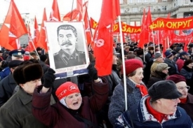 Demonstrace ruských komunistů v Moskvě.
