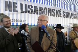 Václava Klause kritizují v Evropě.