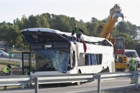 Na rakouské dálnici měl nehodu český autobus. (Ilustrační foto)