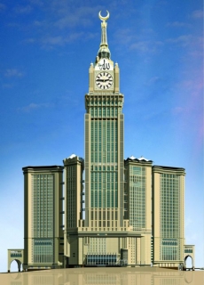 Ciferník Hodinové věže bude zářit z půlkilometrové výšky.