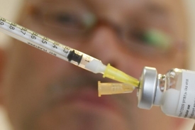 Očkování proti nemoci je riskantní, ukázalo dění ve Švédsku.