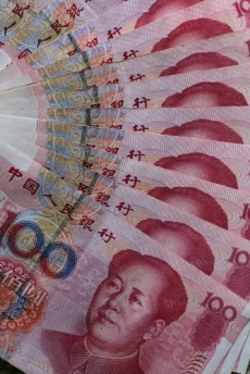 Čínské investice pronikají celým regionem. Byť spíše v dolarech.
