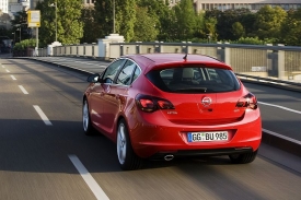 Nový Opel Astra by se měl v Česku prodávat počátkem příštího roku.