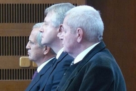 Bývalí majitelé Petr Otava, Viktor Koláček (uprostřed) a Jan Przybyla.