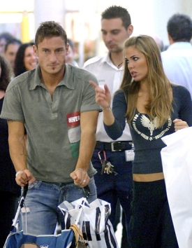 Francesco Totti s manželkou Ilary.