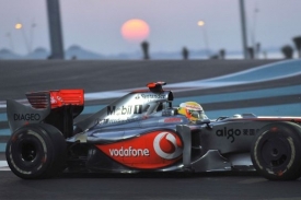 Kdo usedne v nové sezoně do kokpitu McLarenu?