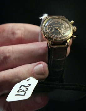 K mání byly i jedny ze 17 Madoffových hodinek značky Rolex.