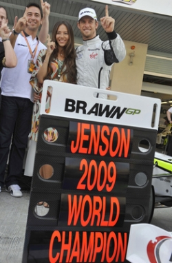 Bude mistr světa Jenson Button pokračovat i v Mercedesu?