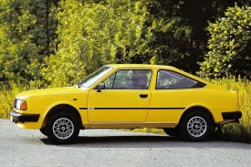 Škoda Rapid představovala pokus o kupé s pohonem zadních kol.