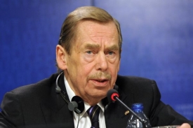 Václav Havel chce lépe kontrolovatelné financování stran.