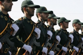 Příslušníci íránských revolučních gard.