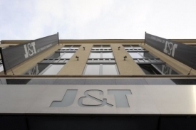 J&T vyšetřuje Evropská komise kvůli kartelovým praktikám.