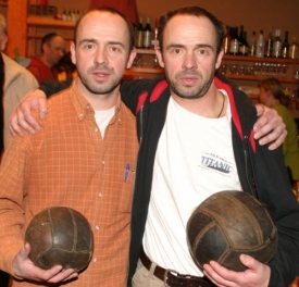 Dvojčata Petr Forman a Matěj Forman (vlevo).