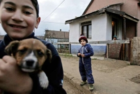 Romové na maďarské vesnici (ilustrační foto).
