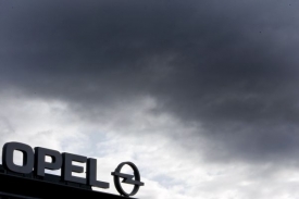 GM shání peníze na restrukturalizaci Opelu.