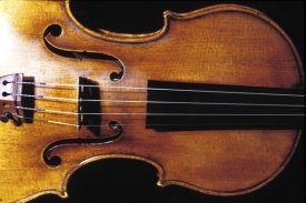 Stradivari na své nástroje používal stejný lak jako jeho kolegové.