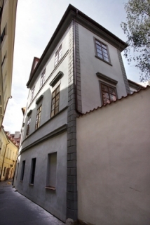 Dům pánů z Kunštátu v Praze stále čeká na nájemce.
