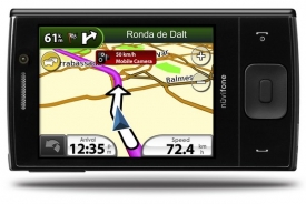 Mobil-navigace Nüvifone M20, výsledek spolupráce Garminu a Asusteku.