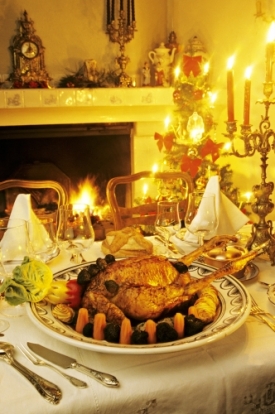 Mezi tradiční vánoční speciality Francie patří pečená krůta.