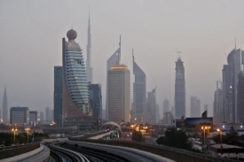 Překotný růst Dubaje se náhle zabrzdil.